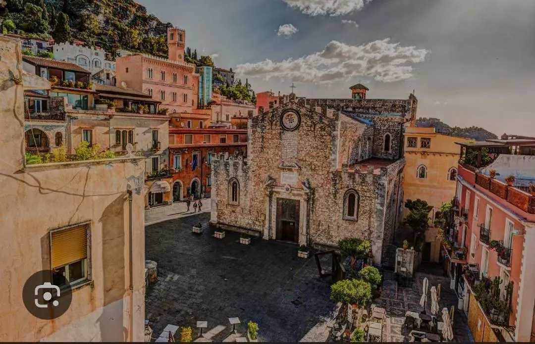 La Casetta Di Roger Trappitello Taormina Apartment